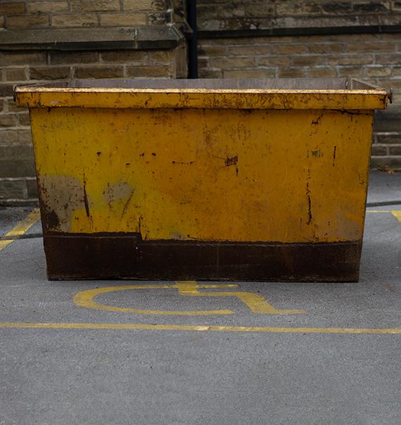 Affordable mini skip hire near me Worksop